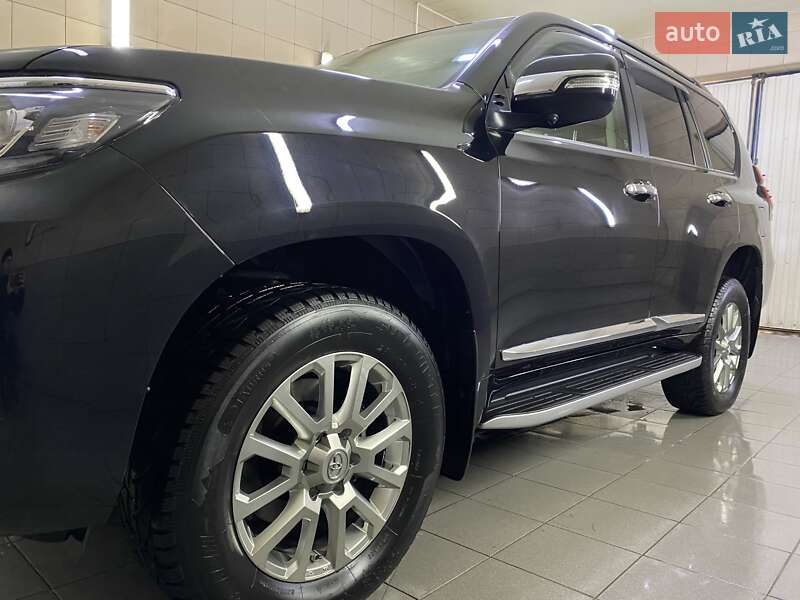 Позашляховик / Кросовер Toyota Land Cruiser Prado 2019 в Умані фото 7 Позашляховик / Кросовер Toyota Land Cruiser Prado 2019 в Умані