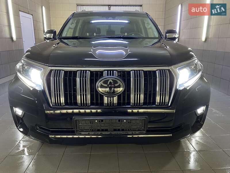 Позашляховик / Кросовер Toyota Land Cruiser Prado 2019 в Умані фото 25 Позашляховик / Кросовер Toyota Land Cruiser Prado 2019 в Умані