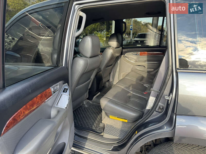 Внедорожник / Кроссовер Toyota Land Cruiser Prado 2005 в Запорожье