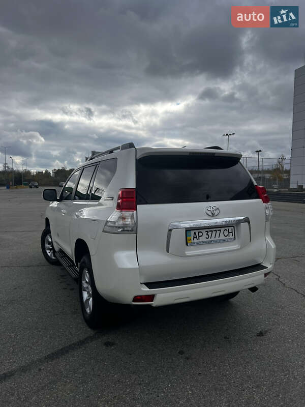 Внедорожник / Кроссовер Toyota Land Cruiser Prado 2012 в Запорожье фото 7 Внедорожник / Кроссовер Toyota Land Cruiser Prado 2012 в Запорожье