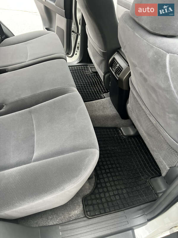Внедорожник / Кроссовер Toyota Land Cruiser Prado 2012 в Запорожье фото 38 Внедорожник / Кроссовер Toyota Land Cruiser Prado 2012 в Запорожье