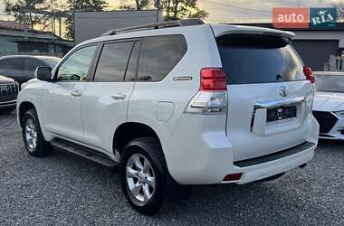 Внедорожник / Кроссовер Toyota Land Cruiser Prado 2012 в 