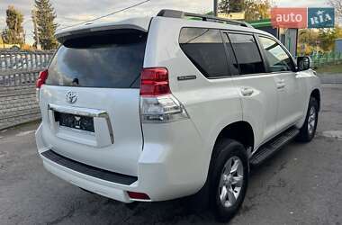 Внедорожник / Кроссовер Toyota Land Cruiser Prado 2012 в 