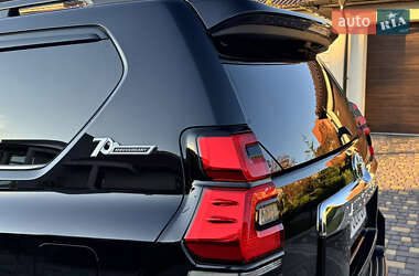 Внедорожник / Кроссовер Toyota Land Cruiser Prado 2020 в 