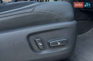 Внедорожник / Кроссовер Toyota Land Cruiser Prado 2020 в 