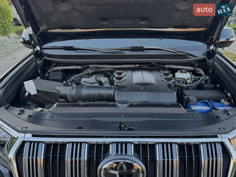 Позашляховик / Кросовер Toyota Land Cruiser Prado 2020 в Одесі фото 99 Позашляховик / Кросовер Toyota Land Cruiser Prado 2020 в Одесі