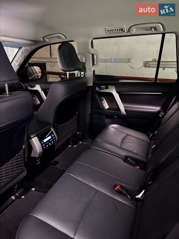 Позашляховик / Кросовер Toyota Land Cruiser Prado 2020 в Одесі фото 112 Позашляховик / Кросовер Toyota Land Cruiser Prado 2020 в Одесі