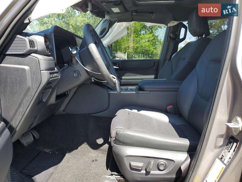 Позашляховик / Кросовер Toyota Land Cruiser Prado 2024 в Львові фото 7 Позашляховик / Кросовер Toyota Land Cruiser Prado 2024 в Львові