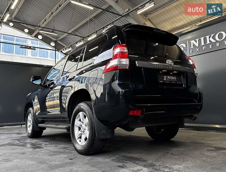 Внедорожник / Кроссовер Toyota Land Cruiser Prado 2017 в Киеве фото 9 Внедорожник / Кроссовер Toyota Land Cruiser Prado 2017 в Киеве