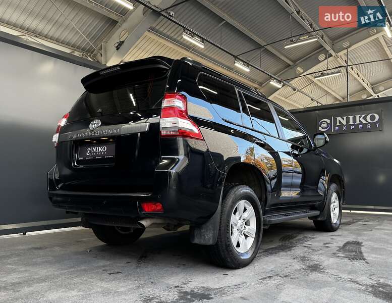 Внедорожник / Кроссовер Toyota Land Cruiser Prado 2017 в Киеве фото 11 Внедорожник / Кроссовер Toyota Land Cruiser Prado 2017 в Киеве