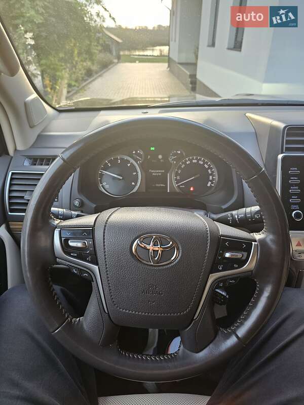Внедорожник / Кроссовер Toyota Land Cruiser Prado 2021 в Прилуках
