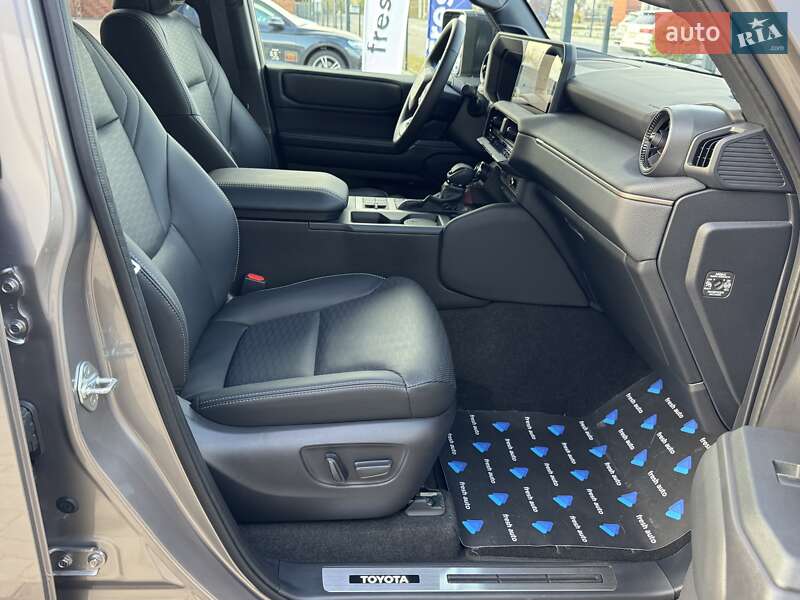 Внедорожник / Кроссовер Toyota Land Cruiser Prado 2025 в Ровно фото 41 Внедорожник / Кроссовер Toyota Land Cruiser Prado 2025 в Ровно