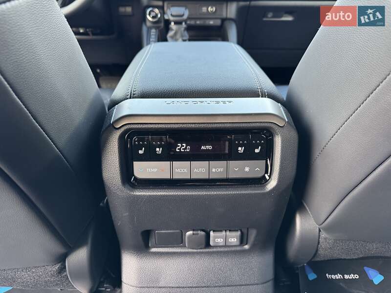 Внедорожник / Кроссовер Toyota Land Cruiser Prado 2025 в Ровно фото 33 Внедорожник / Кроссовер Toyota Land Cruiser Prado 2025 в Ровно