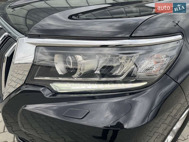 Внедорожник / Кроссовер Toyota Land Cruiser Prado 2019 в Хусте