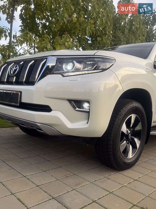 Внедорожник / Кроссовер Toyota Land Cruiser Prado 2022 в Черкассах фото 11 Внедорожник / Кроссовер Toyota Land Cruiser Prado 2022 в Черкассах
