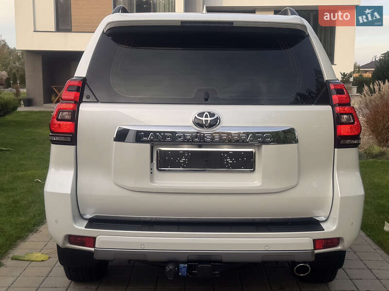 Внедорожник / Кроссовер Toyota Land Cruiser Prado 2022 в Черкассах фото 24 Внедорожник / Кроссовер Toyota Land Cruiser Prado 2022 в Черкассах