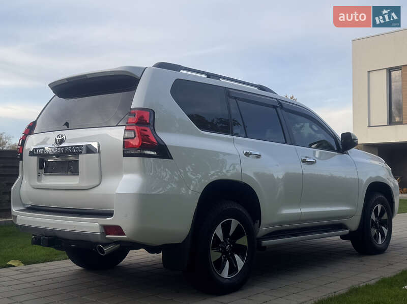 Внедорожник / Кроссовер Toyota Land Cruiser Prado 2022 в Черкассах фото 28 Внедорожник / Кроссовер Toyota Land Cruiser Prado 2022 в Черкассах