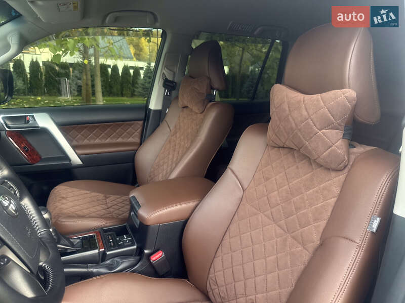 Внедорожник / Кроссовер Toyota Land Cruiser Prado 2022 в Черкассах фото 53 Внедорожник / Кроссовер Toyota Land Cruiser Prado 2022 в Черкассах