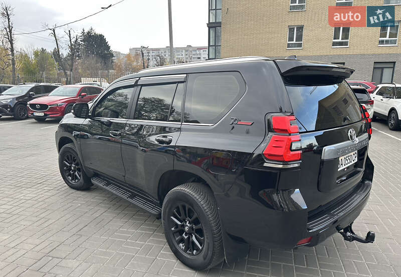 Внедорожник / Кроссовер Toyota Land Cruiser Prado 2019 в Черкассах фото 7 Внедорожник / Кроссовер Toyota Land Cruiser Prado 2019 в Черкассах