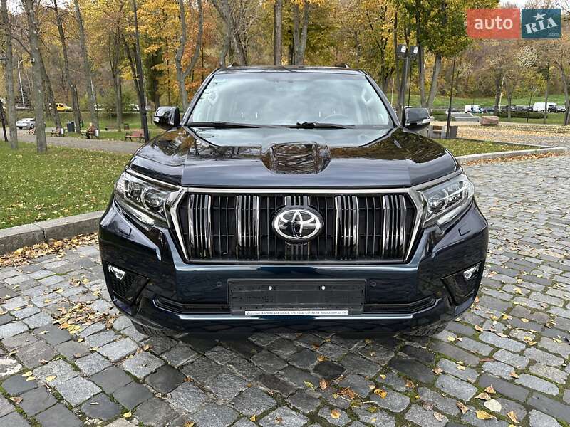 Toyota Land Cruiser Prado 2021