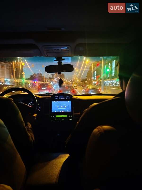 Внедорожник / Кроссовер Toyota Land Cruiser Prado 2004 в Харькове