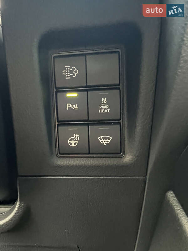 Позашляховик / Кросовер Toyota Land Cruiser Prado 2018 в Києві