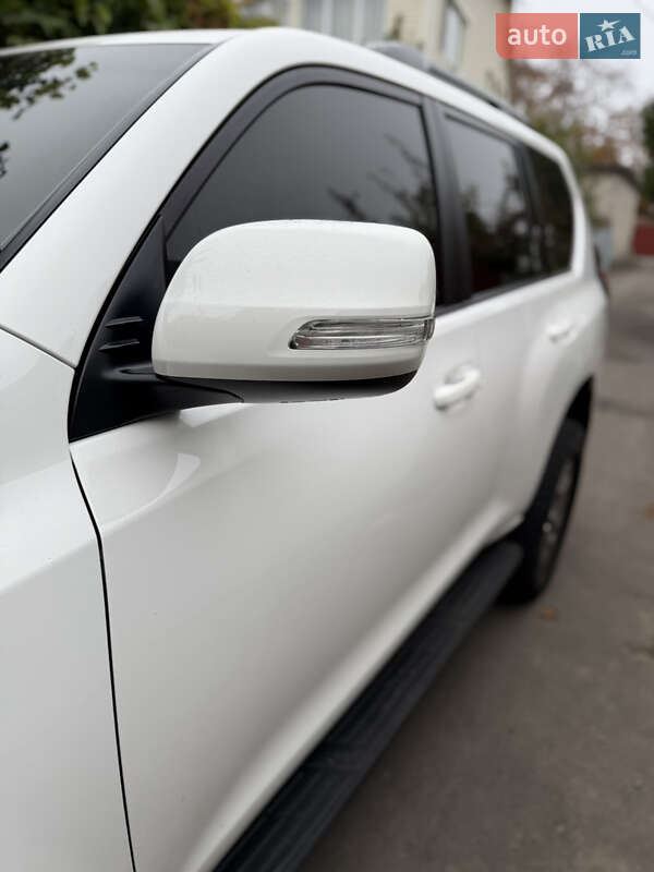 Внедорожник / Кроссовер Toyota Land Cruiser Prado 2019 в Днепре