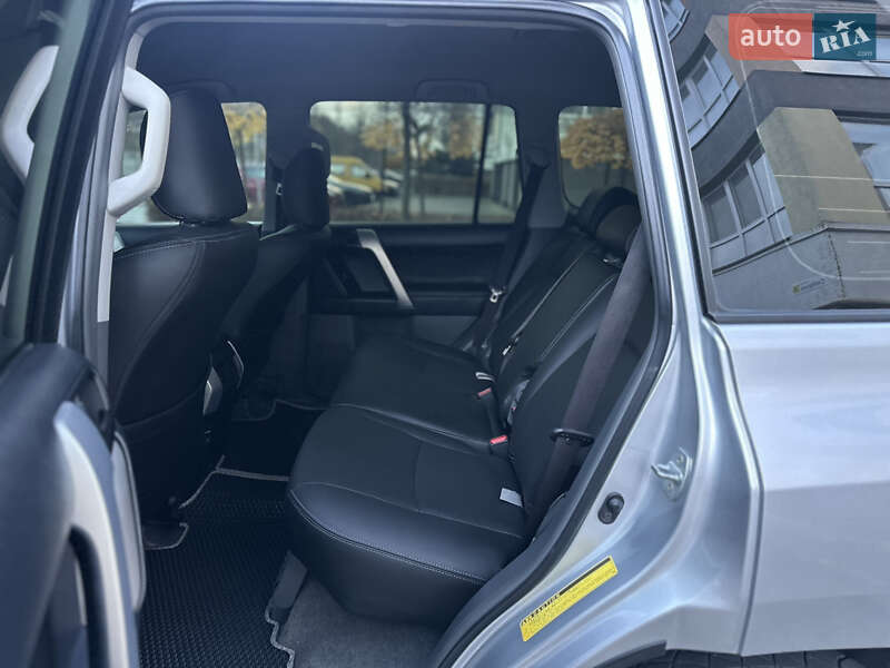 Позашляховик / Кросовер Toyota Land Cruiser Prado 2013 в Івано-Франківську фото 18 Позашляховик / Кросовер Toyota Land Cruiser Prado 2013 в Івано-Франківську