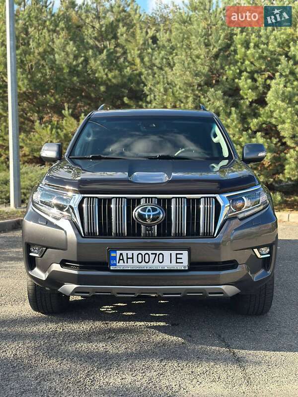 Toyota Land Cruiser Prado 2023