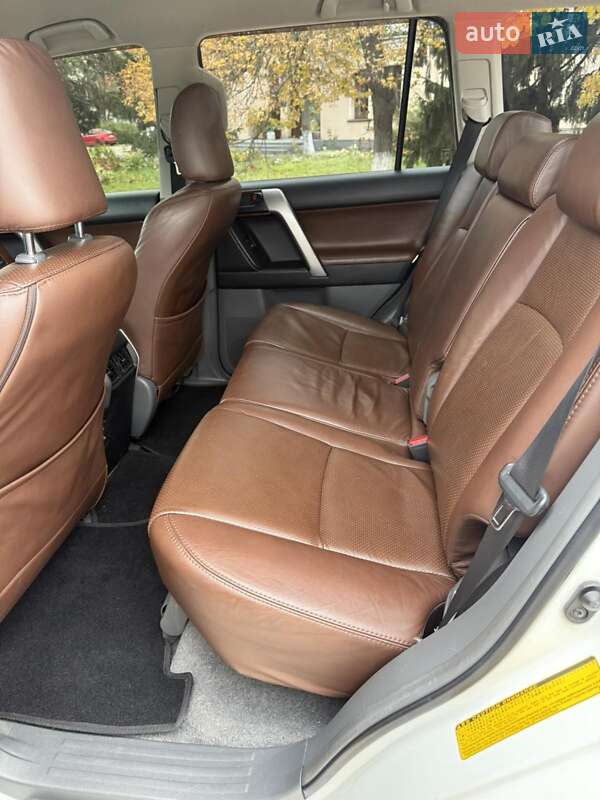 Позашляховик / Кросовер Toyota Land Cruiser Prado 2012 в Білій Церкві
