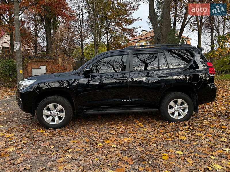 Внедорожник / Кроссовер Toyota Land Cruiser Prado 2018 в Киеве фото 12 Внедорожник / Кроссовер Toyota Land Cruiser Prado 2018 в Киеве