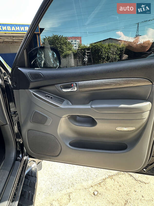 Внедорожник / Кроссовер Toyota Land Cruiser Prado 2006 в Харькове