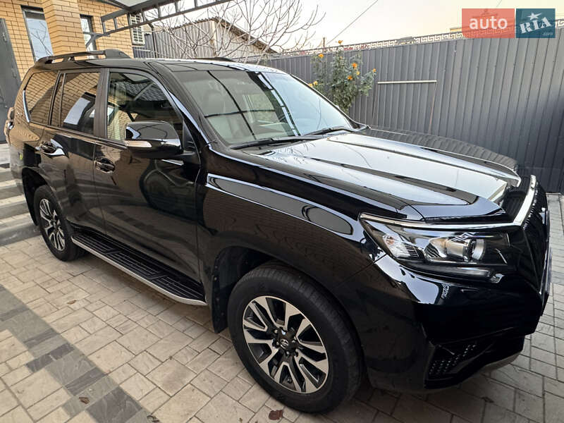Позашляховик / Кросовер Toyota Land Cruiser Prado 2022 в Ізмаїлі