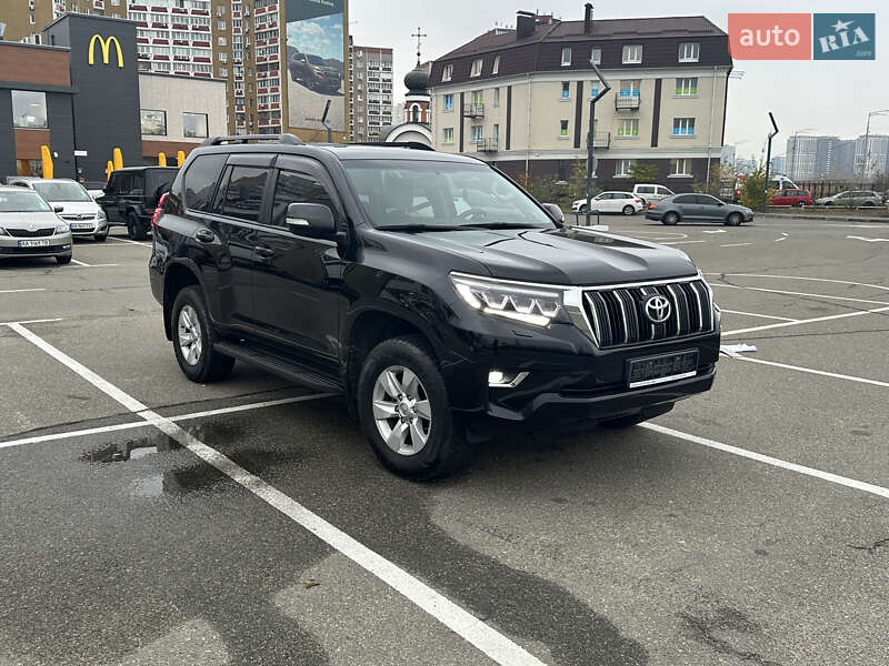 Внедорожник / Кроссовер Toyota Land Cruiser Prado 2017 в Киеве
