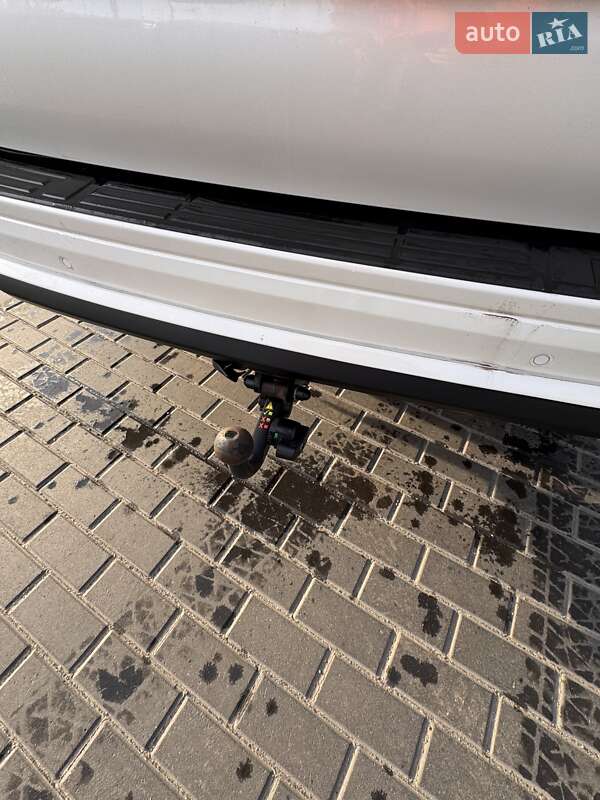 Внедорожник / Кроссовер Toyota Land Cruiser Prado 2020 в Николаеве фото 7 Внедорожник / Кроссовер Toyota Land Cruiser Prado 2020 в Николаеве