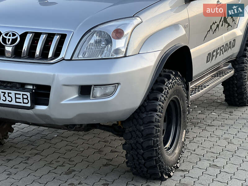 Внедорожник / Кроссовер Toyota Land Cruiser Prado 2006 в Сваляве