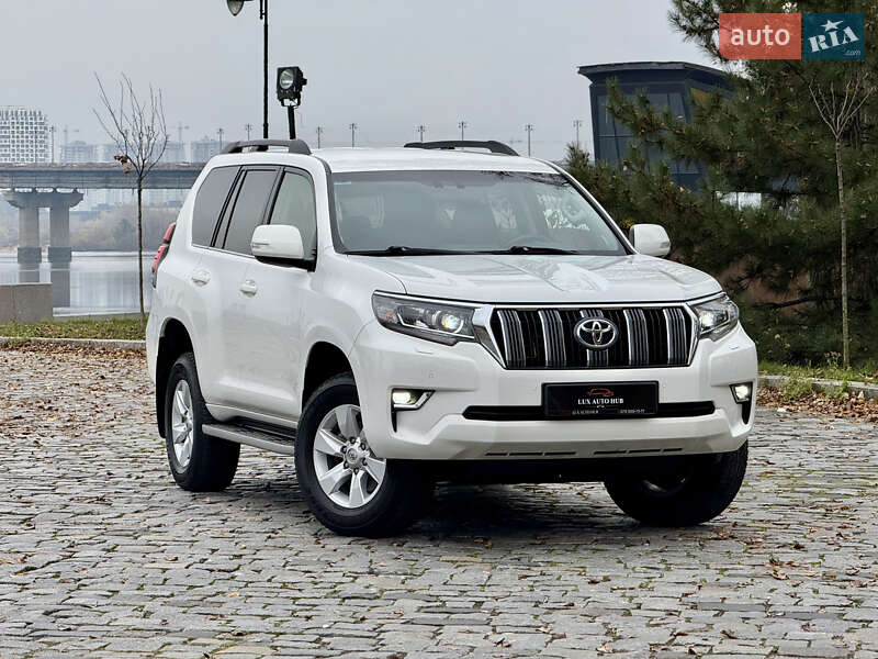 Позашляховик / Кросовер Toyota Land Cruiser Prado 2020 в Києві
