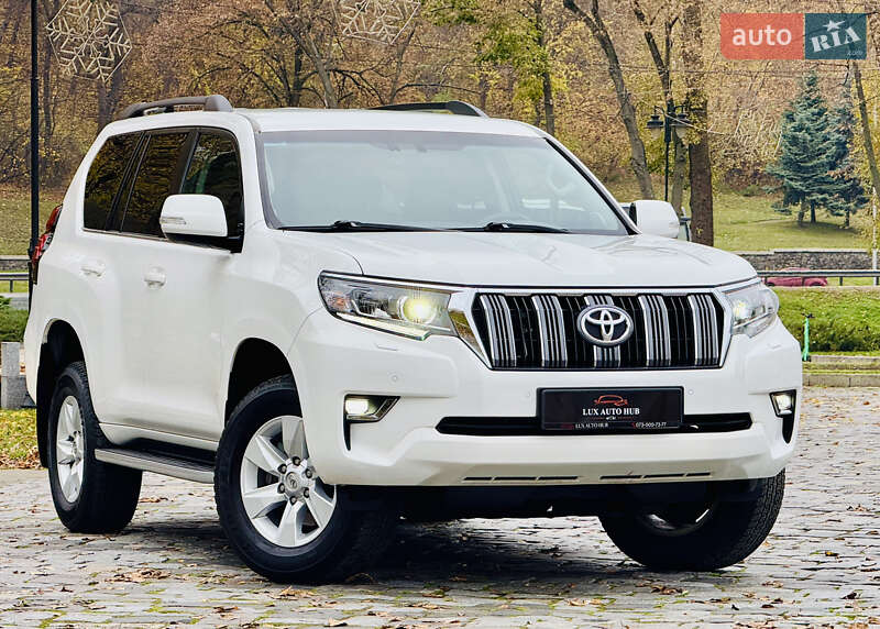 Позашляховик / Кросовер Toyota Land Cruiser Prado 2020 в Києві