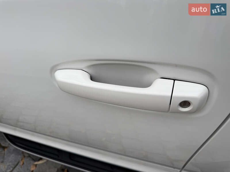 Позашляховик / Кросовер Toyota Land Cruiser Prado 2020 в Києві