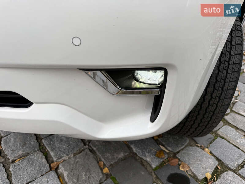 Позашляховик / Кросовер Toyota Land Cruiser Prado 2020 в Києві