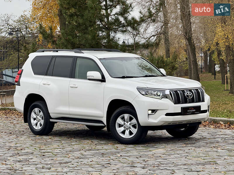 Позашляховик / Кросовер Toyota Land Cruiser Prado 2020 в Києві