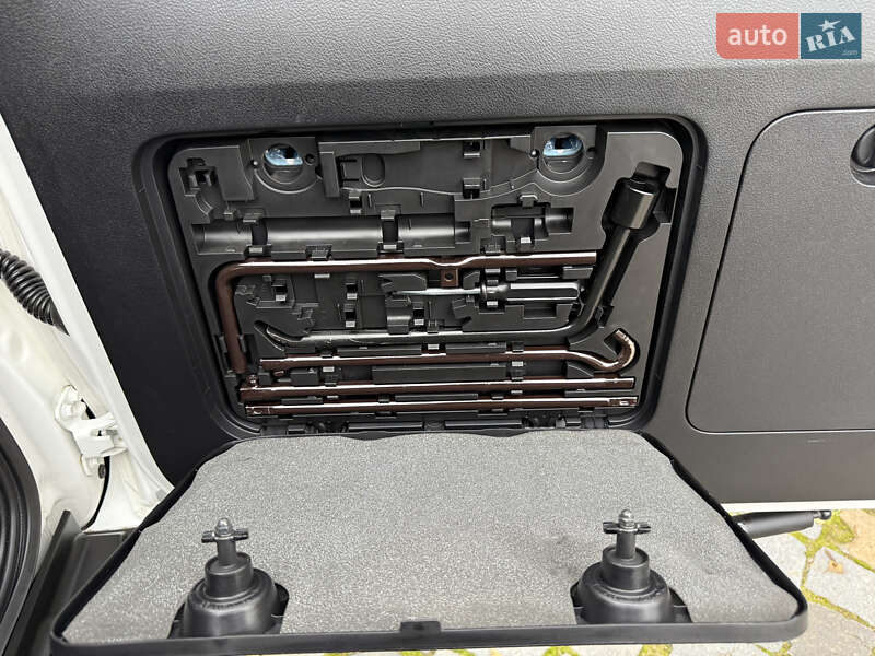 Позашляховик / Кросовер Toyota Land Cruiser Prado 2020 в Києві