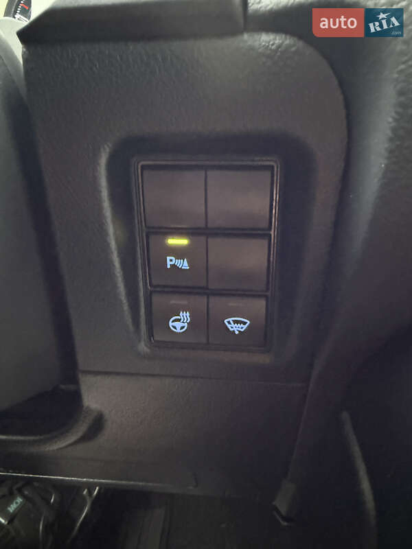 Позашляховик / Кросовер Toyota Land Cruiser Prado 2020 в Києві