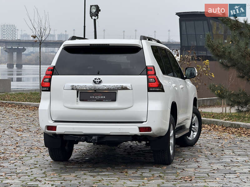 Позашляховик / Кросовер Toyota Land Cruiser Prado 2020 в Києві