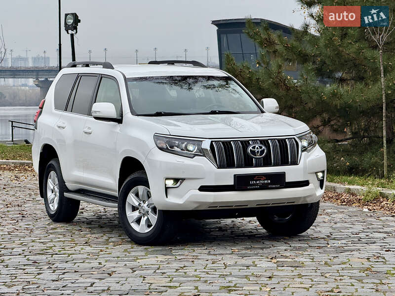 Позашляховик / Кросовер Toyota Land Cruiser Prado 2020 в Києві