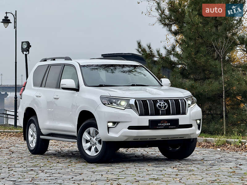 Позашляховик / Кросовер Toyota Land Cruiser Prado 2020 в Києві