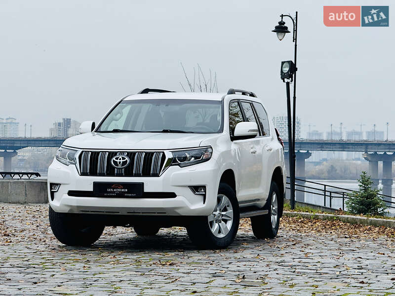 Позашляховик / Кросовер Toyota Land Cruiser Prado 2020 в Києві