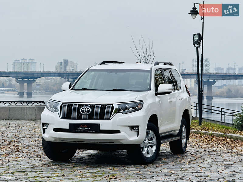 Позашляховик / Кросовер Toyota Land Cruiser Prado 2020 в Києві