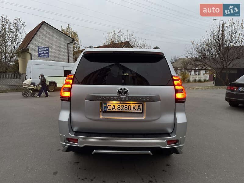 Позашляховик / Кросовер Toyota Land Cruiser Prado 2018 в Миронівці
