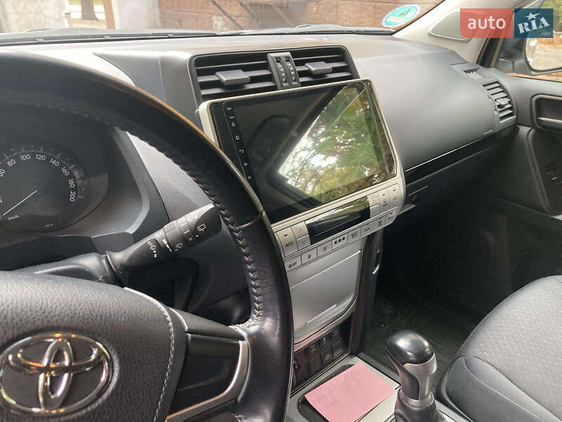 Позашляховик / Кросовер Toyota Land Cruiser Prado 2019 в Дніпрі
